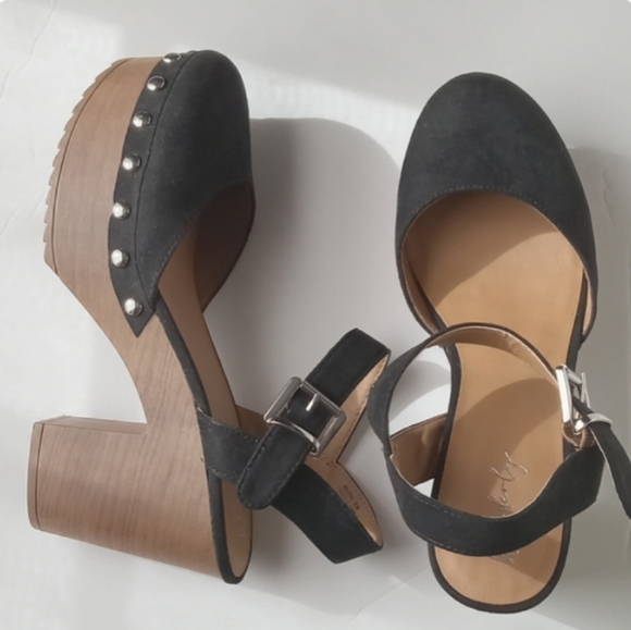 🎁🩷💚🆕️⚜️Host Pick⚜️🩷💚Poshmark Faves Posh Party Glasses Shoes Dress Coquette - Picture 3 of 16